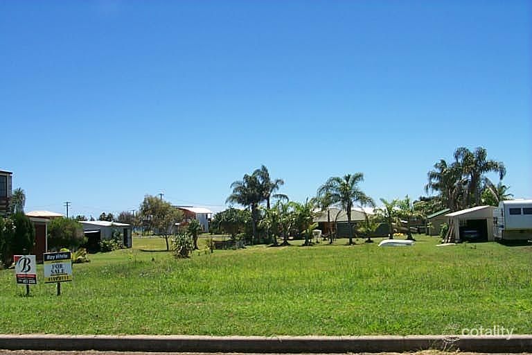 108 Welch St, Elliott Heads, QLD 4670