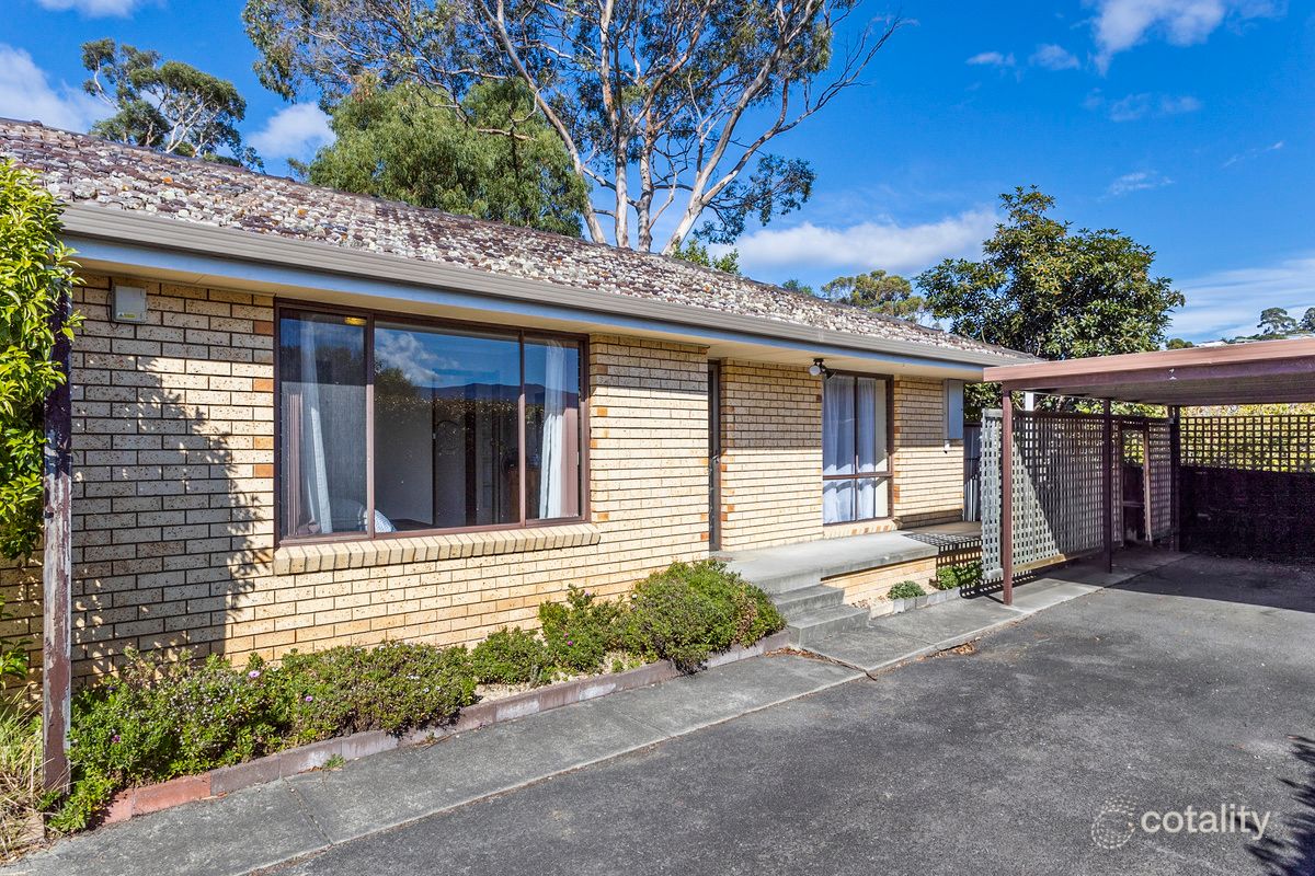 1/2 Nicholas Dr, Kingston Beach, TAS 7050