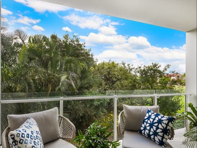 102/13-15 Isedale St, Wooloowin, QLD 4030