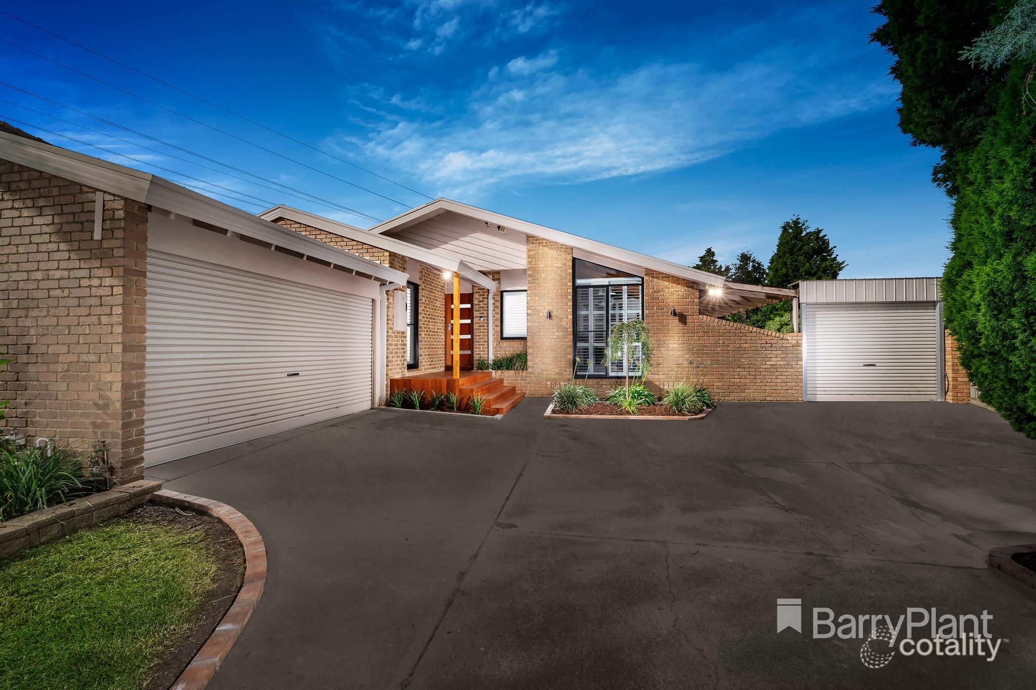 9 Whitfield Ct, Mill Park, VIC 3082