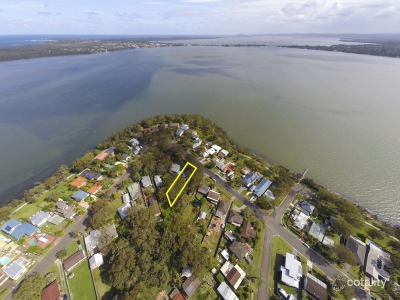 111 Buff Point Ave, Buff Point, NSW 2262