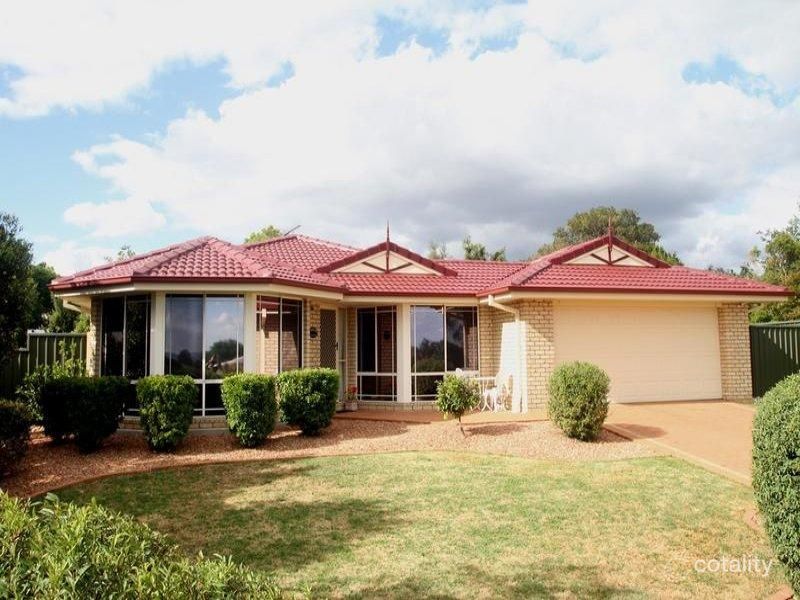 27 Stratford Dr, Wyreema, QLD 4352