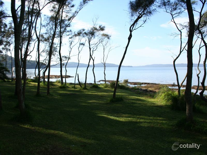 90 Beach Rd, Wangi Wangi, NSW 2267