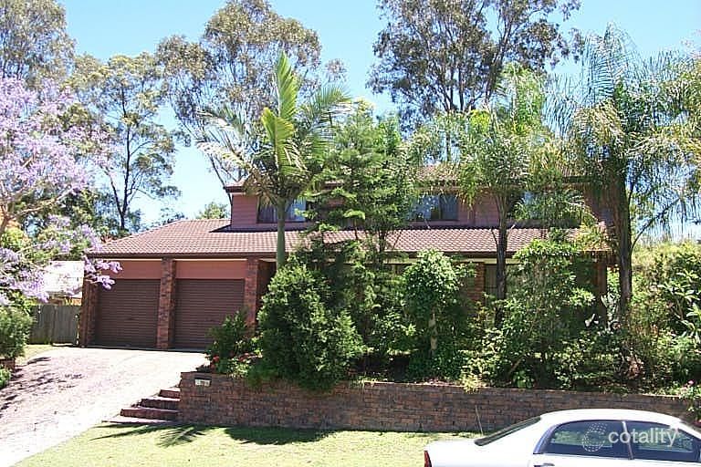 27 Wyndarra St, Kenmore, QLD 4069
