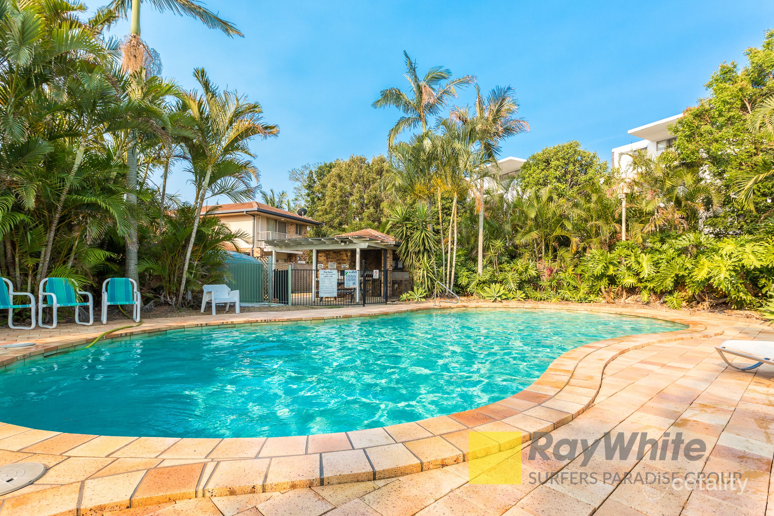 1/11 Waterford Ct, Bundall, QLD 4217