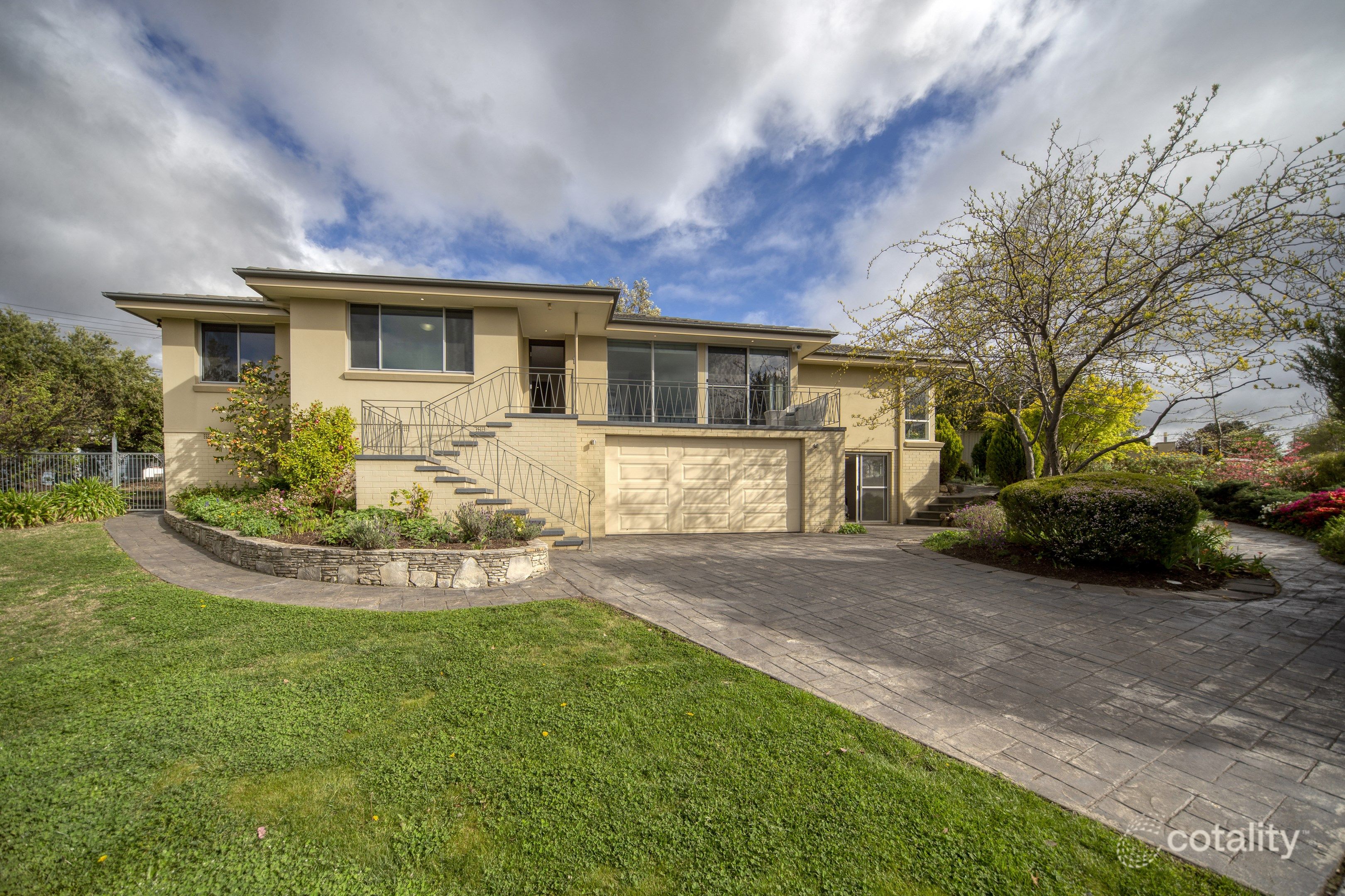 1 Bilton Pl, Lyons, ACT 2606