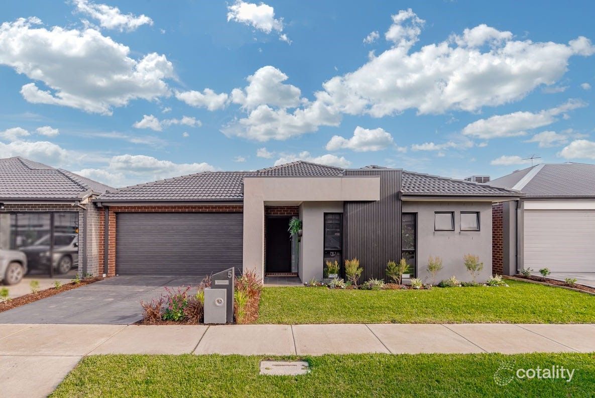 5 Hawkesbury Dr, Donnybrook, VIC 3064