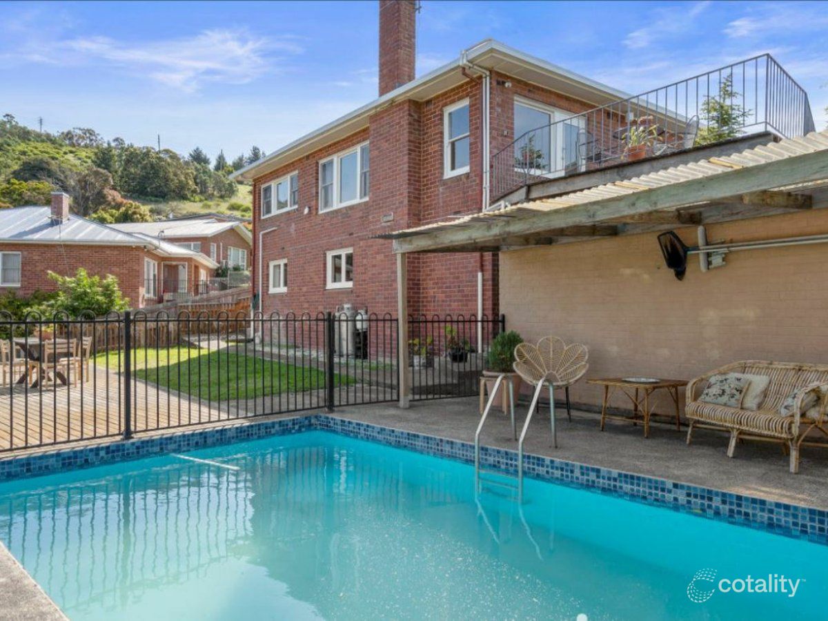 25 Barclay Cres, Rosetta, TAS 7010