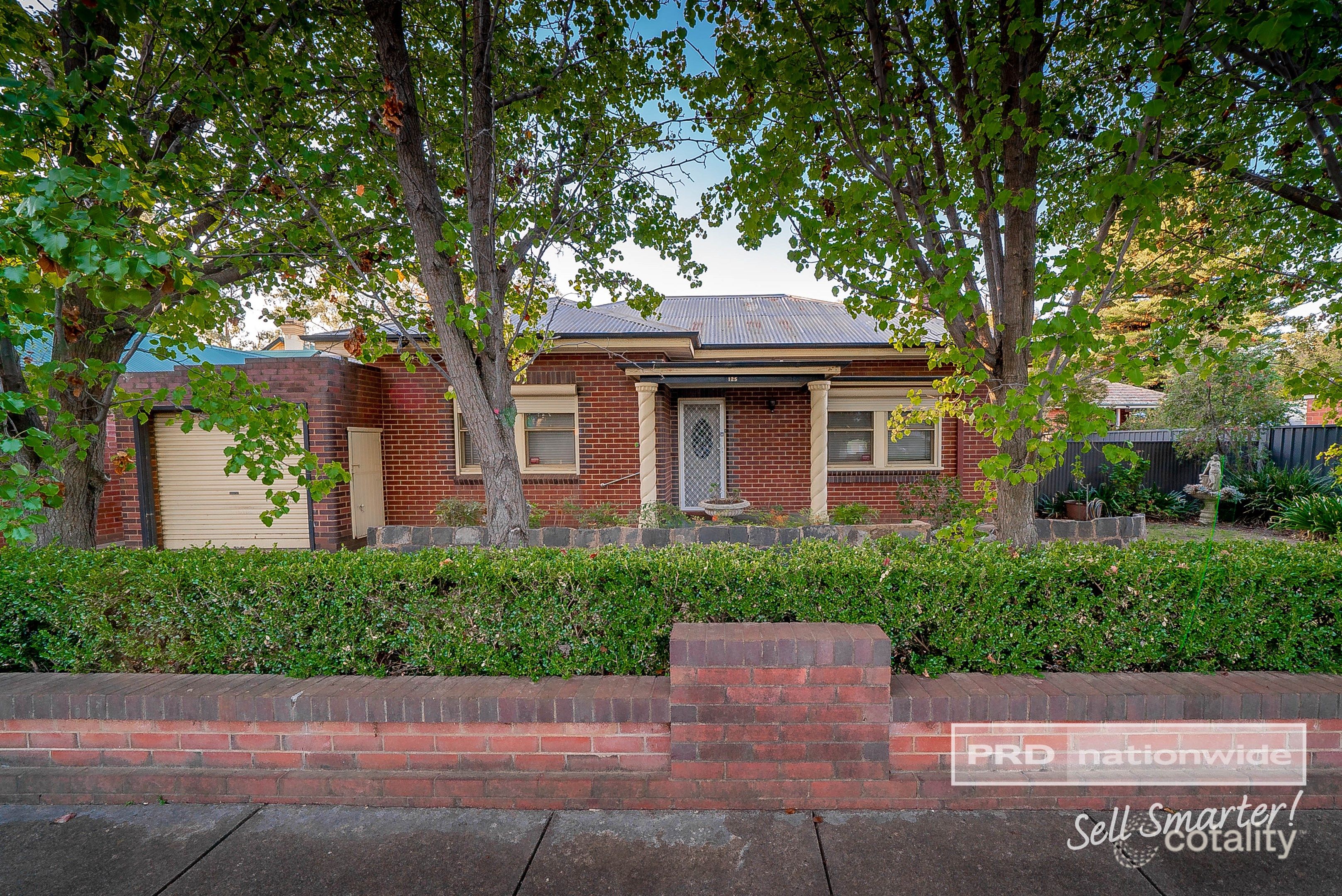 125 Tompson St, Wagga Wagga, NSW 2650