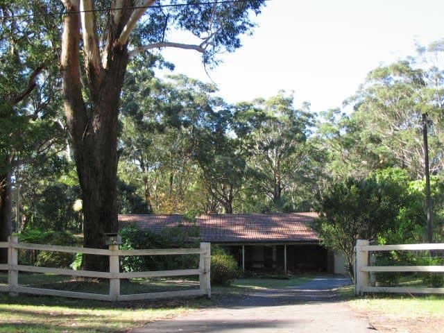 12 Awinya Cl, Empire Bay, NSW 2257