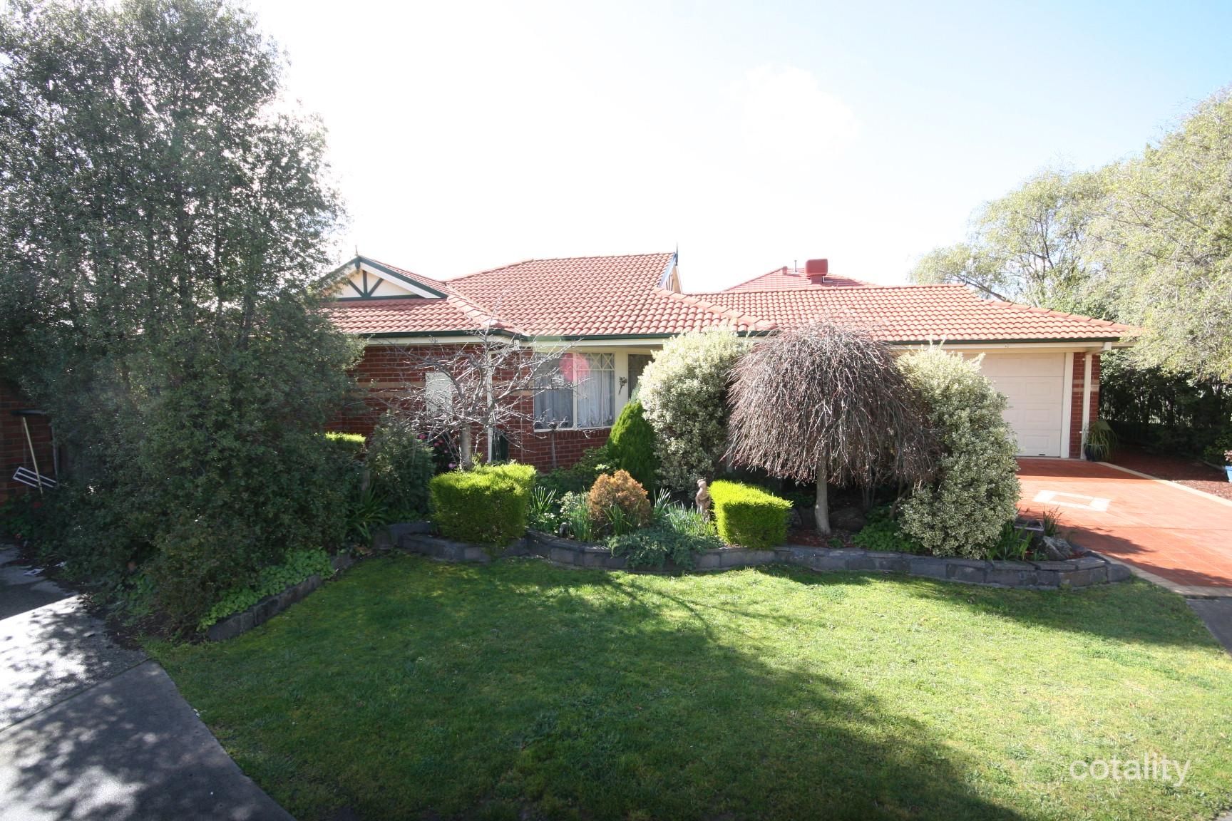 7 Hampshire Ct, Rowville, VIC 3178