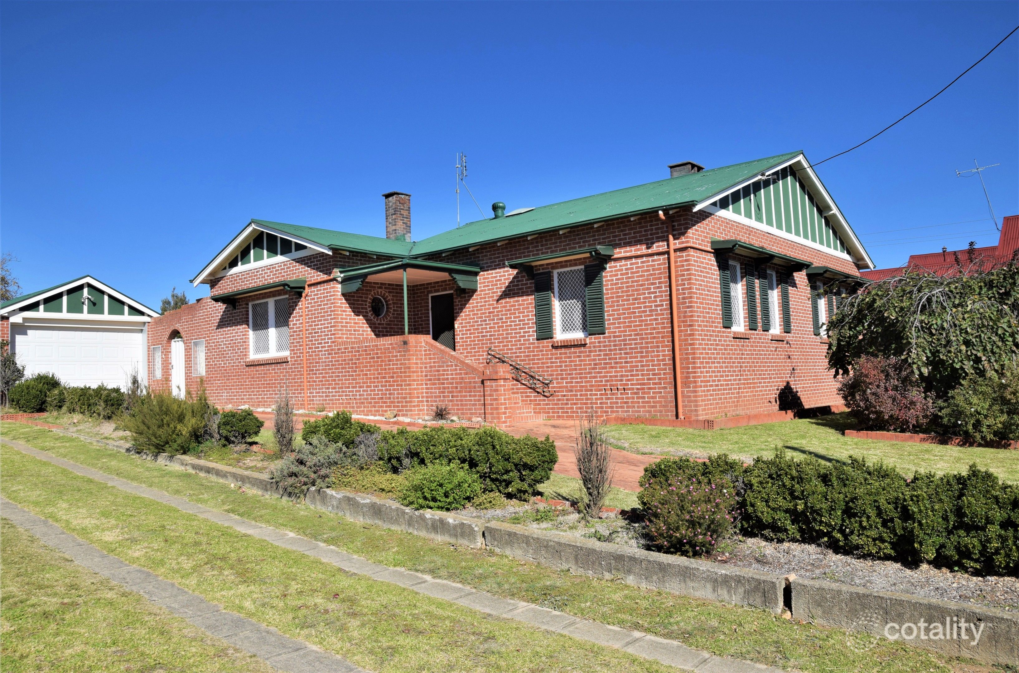 359 Rouse St, Tenterfield, NSW 2372