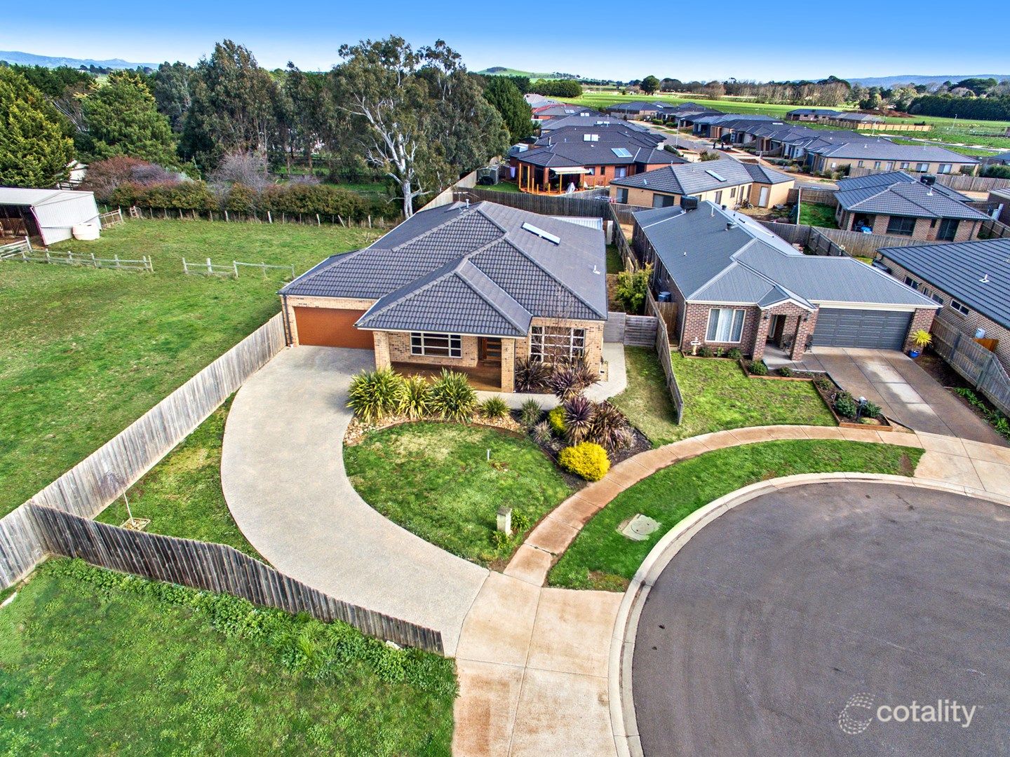 11 Shakespeare Ct, Lancefield, VIC 3435