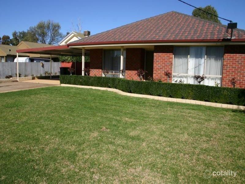 13 Dallas St, Lake Boga, VIC 3584