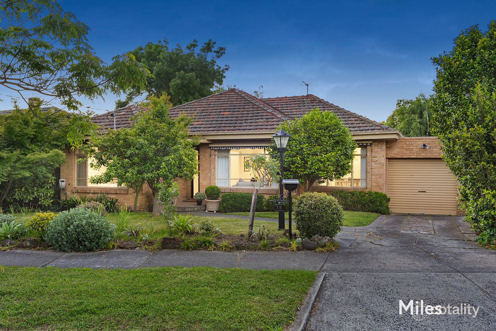 15 Castella St, Ivanhoe East, VIC 3079