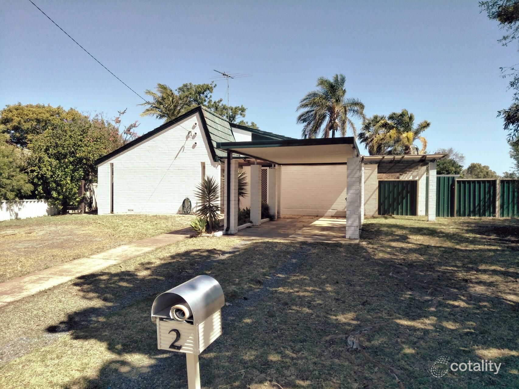2 Hakea Pl, Pinjarra, WA 6208