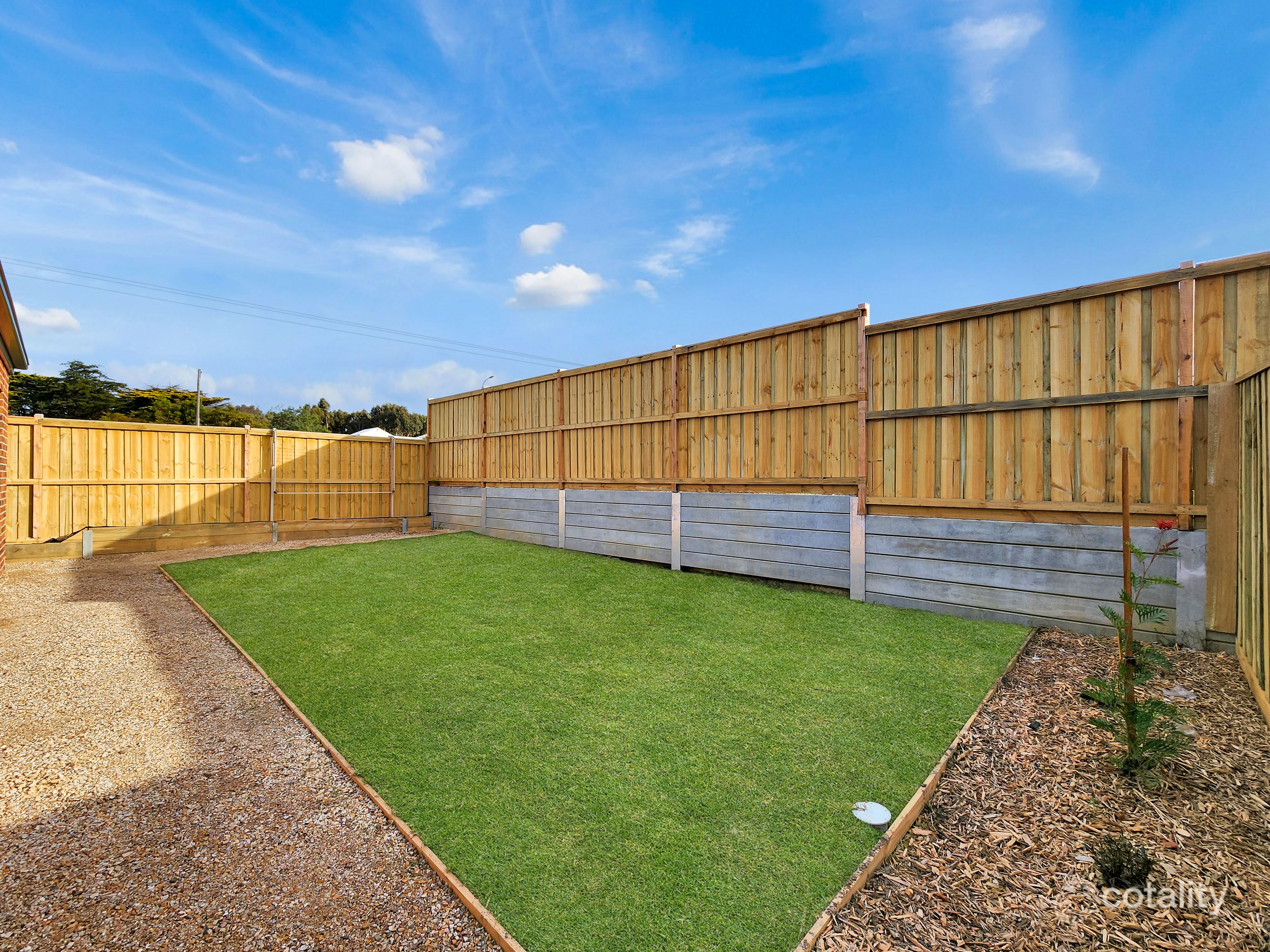 52 Kennard Gr, Charlemont, VIC 3217