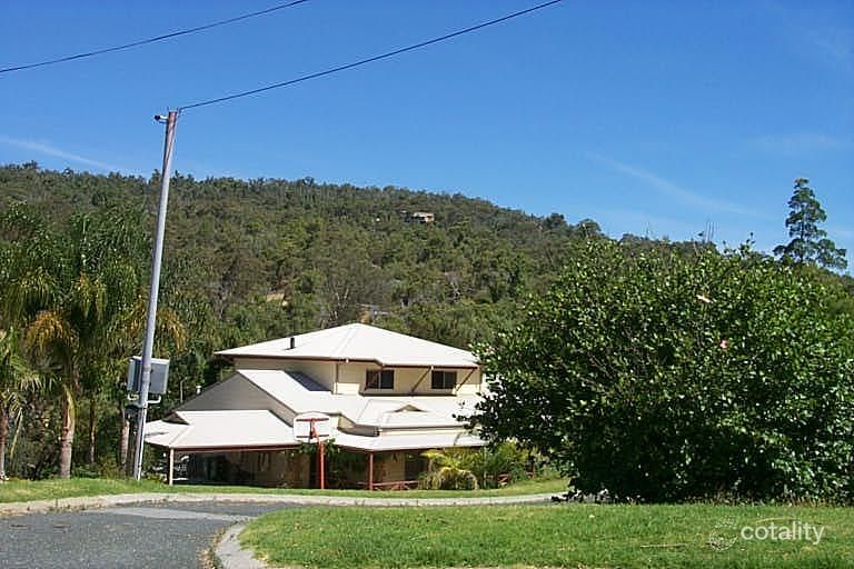 3 Topaz Ct, Mount Richon, WA 6112