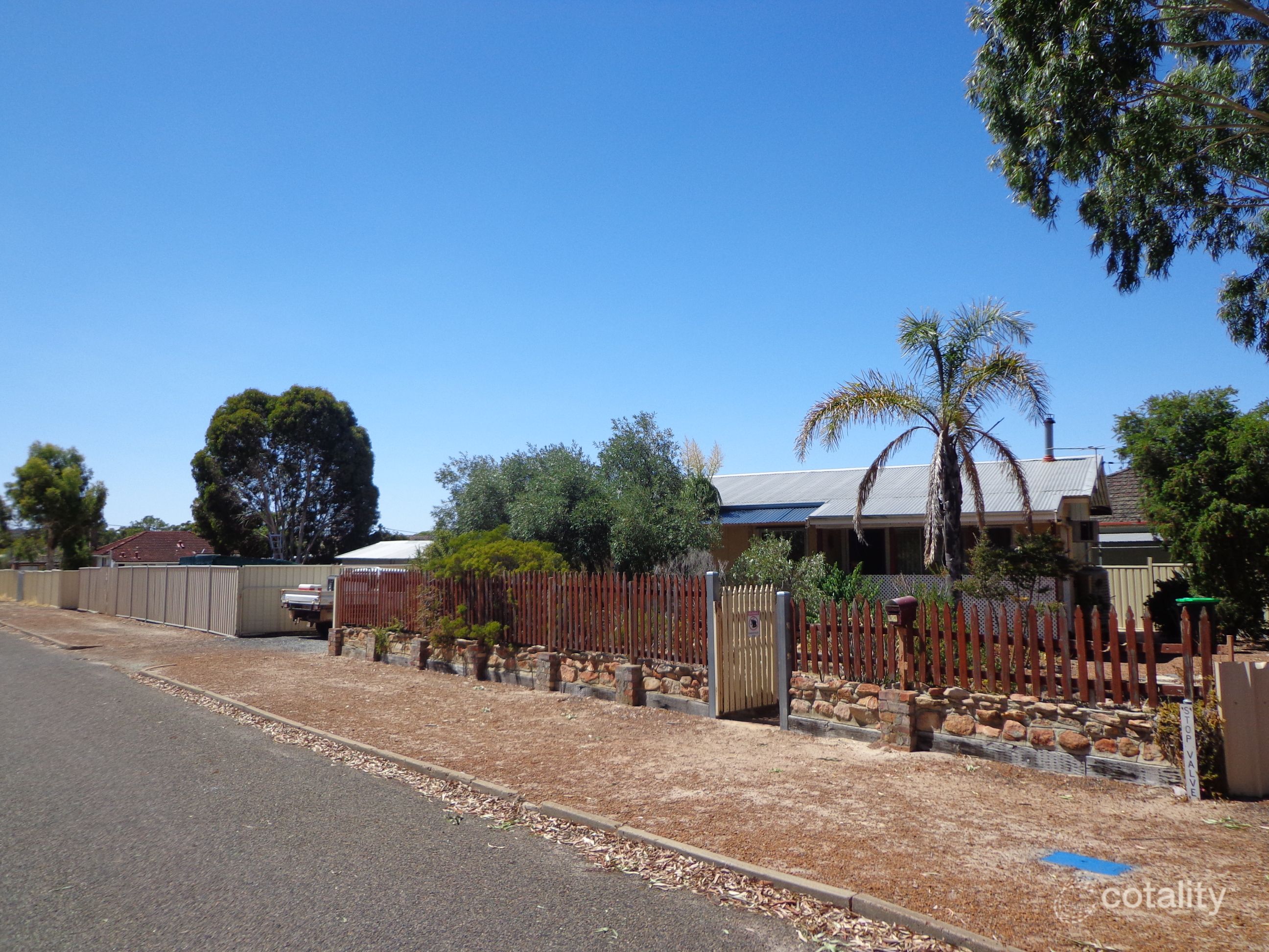 84 Upland St, Wagin, WA 6315