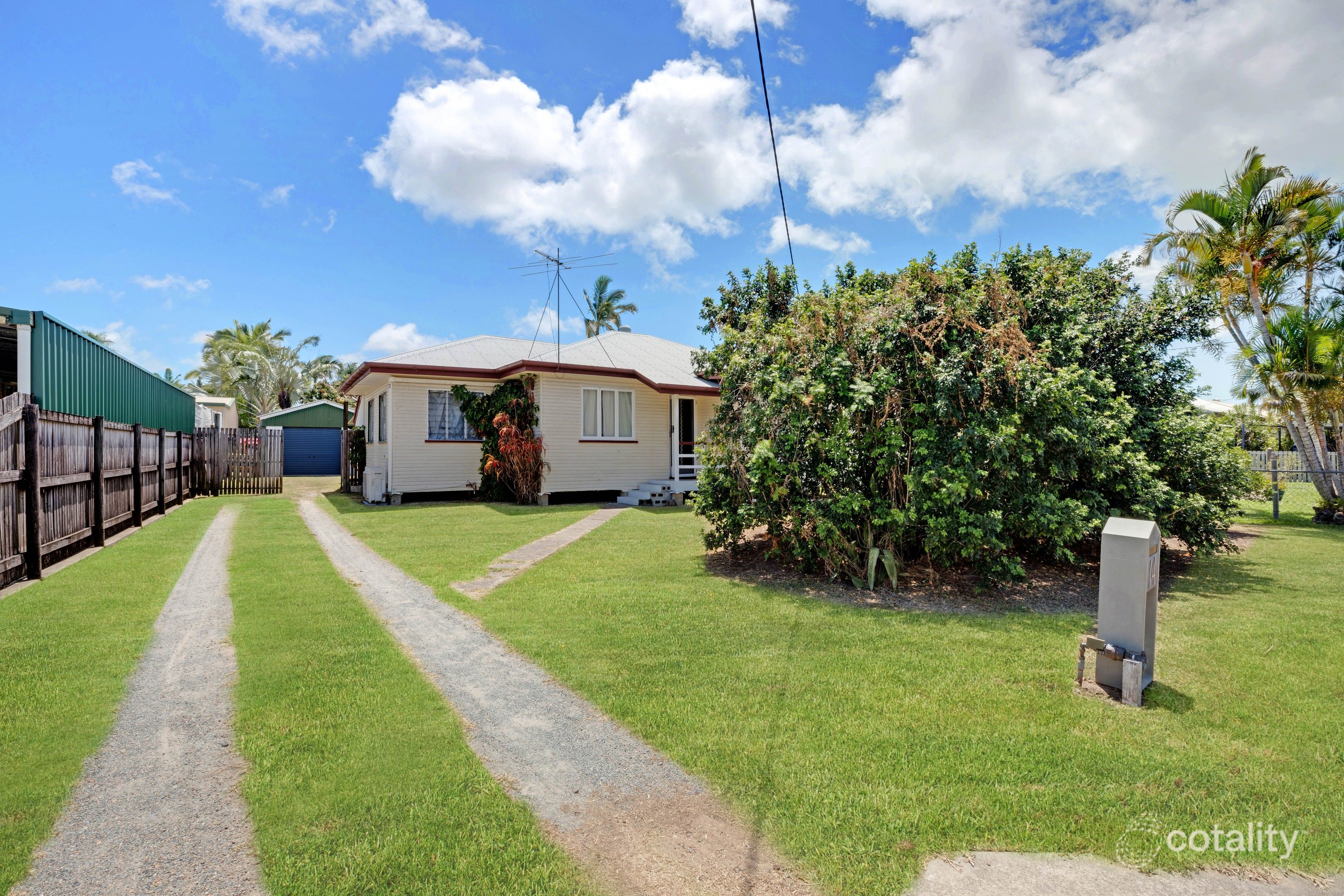 14 Adrian St, West Mackay, QLD 4740