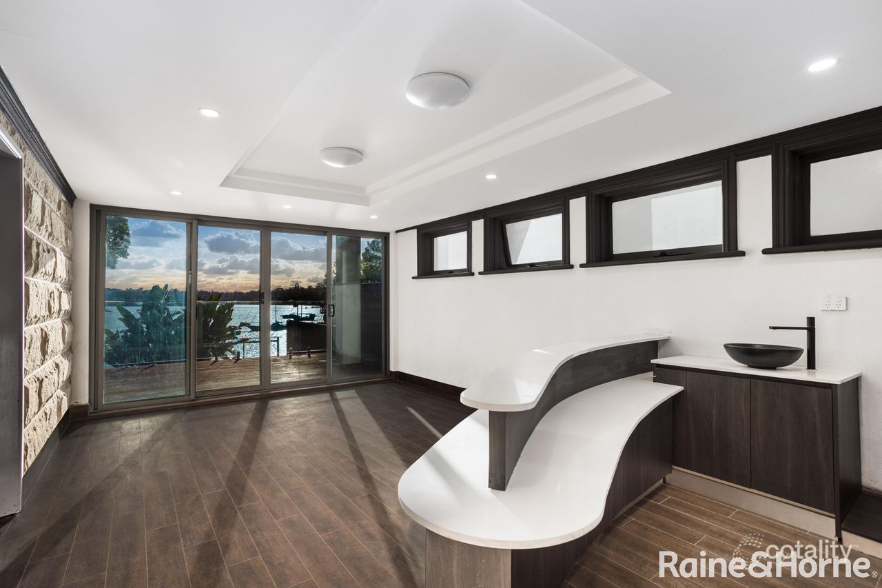 51 Wybalena Rd, Hunters Hill, NSW 2110