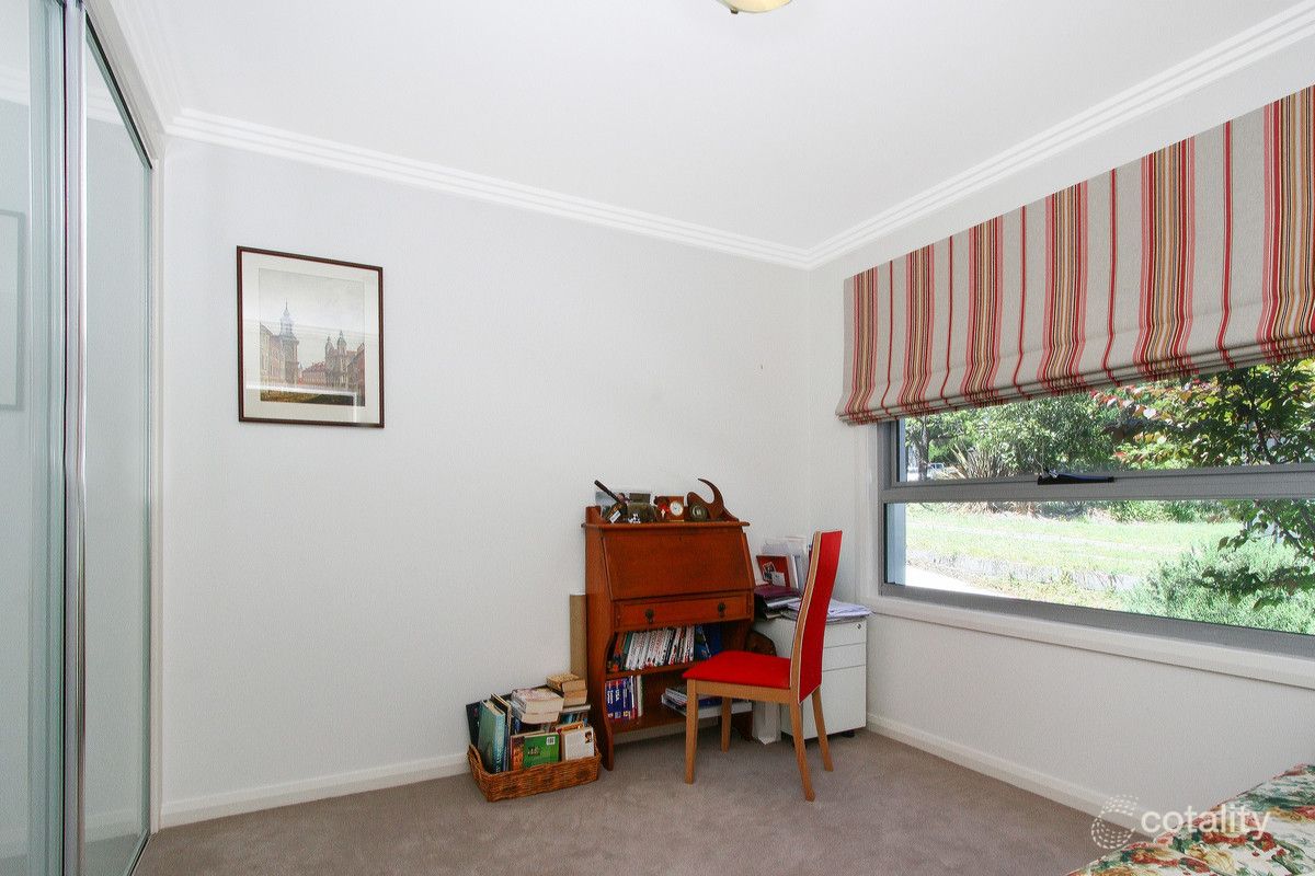 22a Poynton St, Hughes, ACT 2605