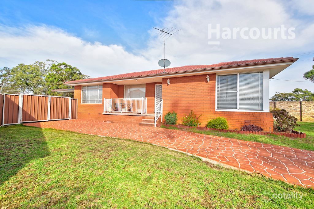 12 Bathurst St, Leumeah, NSW 2560
