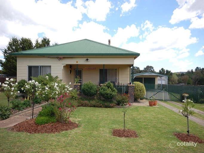 53 Uralla St, Uralla, NSW 2358