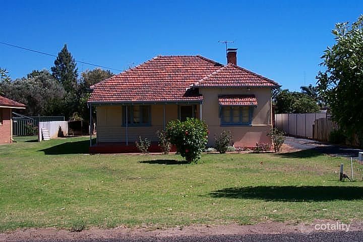 29 Baker St, Harvey, WA 6220