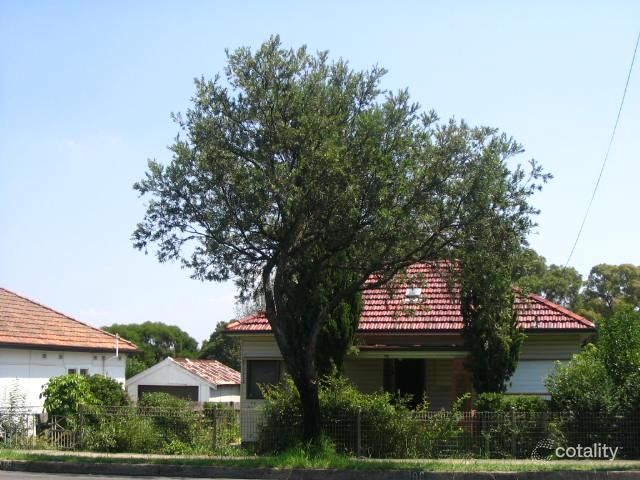 98 Auburn Rd, Birrong, NSW 2143