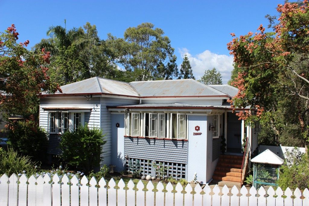 15 Holmes St, North Ipswich, QLD 4305