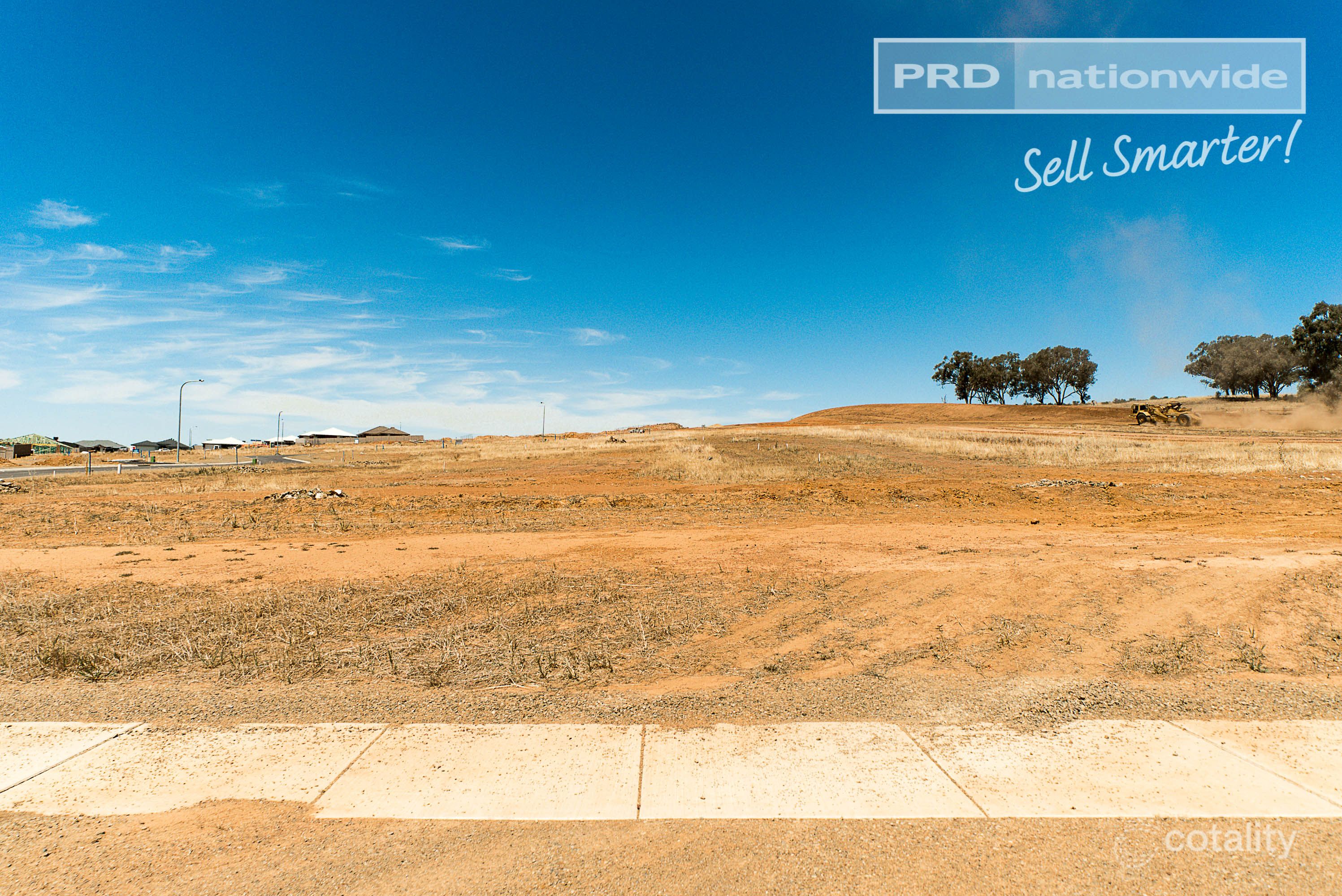 71 Deakin Ave, Lloyd, NSW 2650