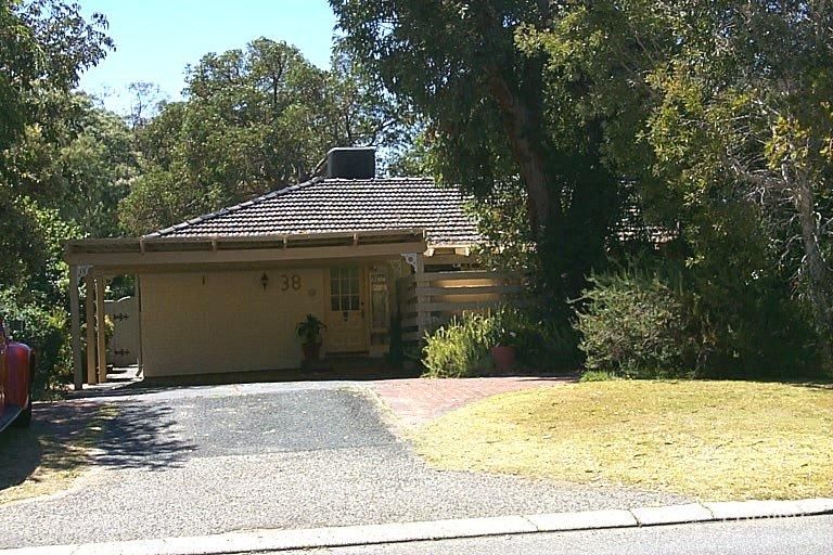 38 Castle Rd, Woodlands, WA 6018