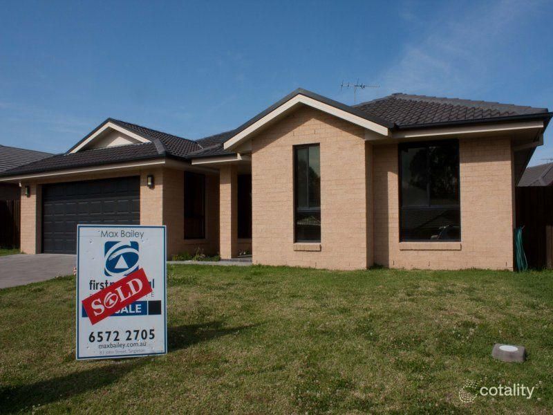15 Wilkinson Bvd, Hunterview, NSW 2330