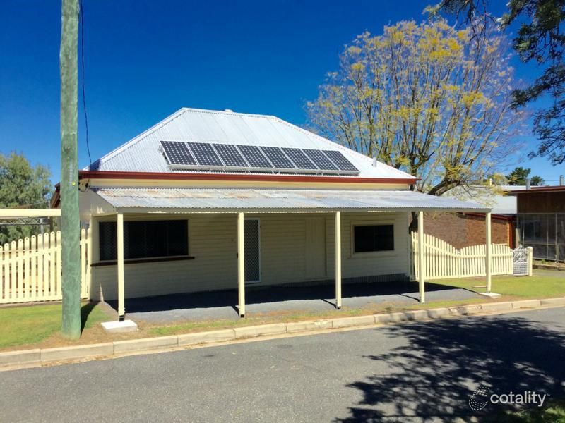 15 King St, Yangan, QLD 4371