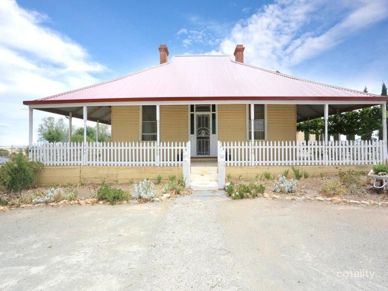 347 Min Man Rd, Manoora, SA 5414