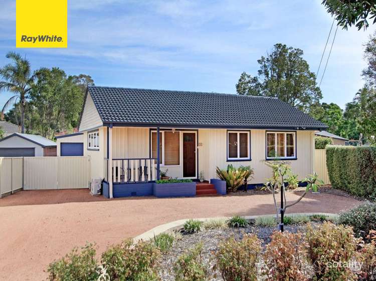 4 Bangaroo Ave, Dapto, NSW 2530