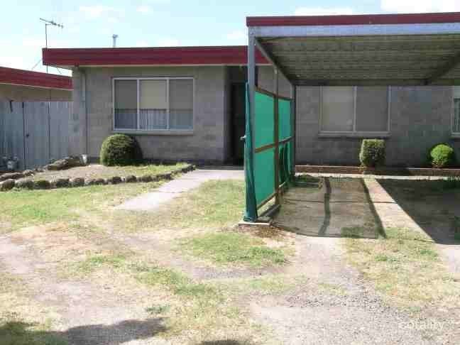 2 Adelaide St, Flora Hill, VIC 3550