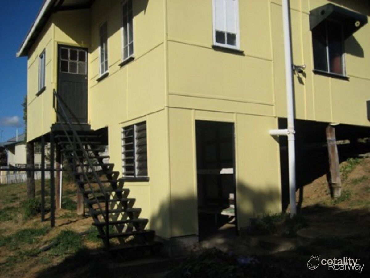 15 River St, Mount Morgan, QLD 4714