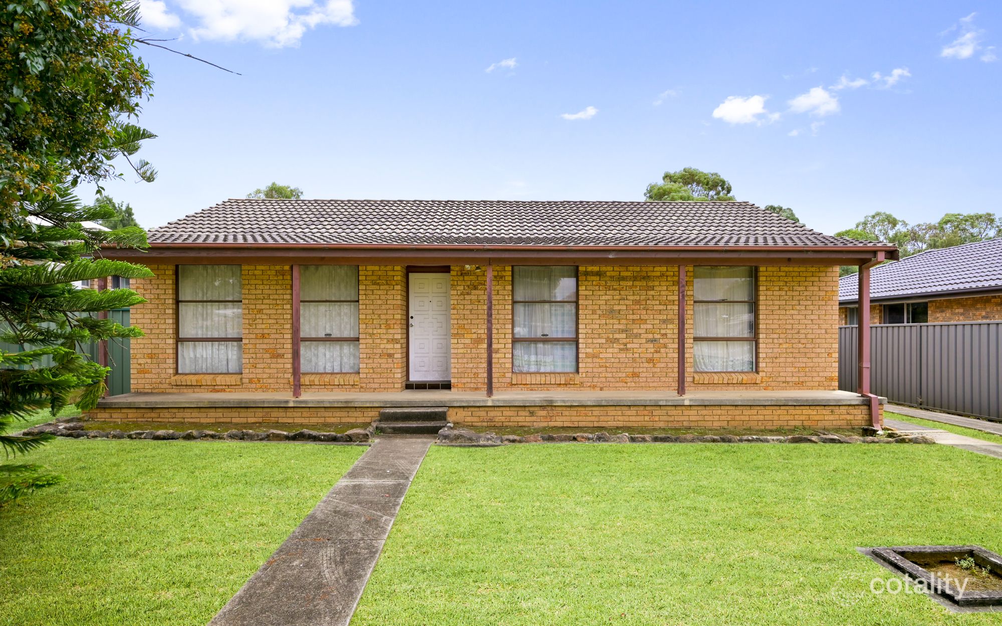24 Long Reef Cres, Woodbine, NSW 2560
