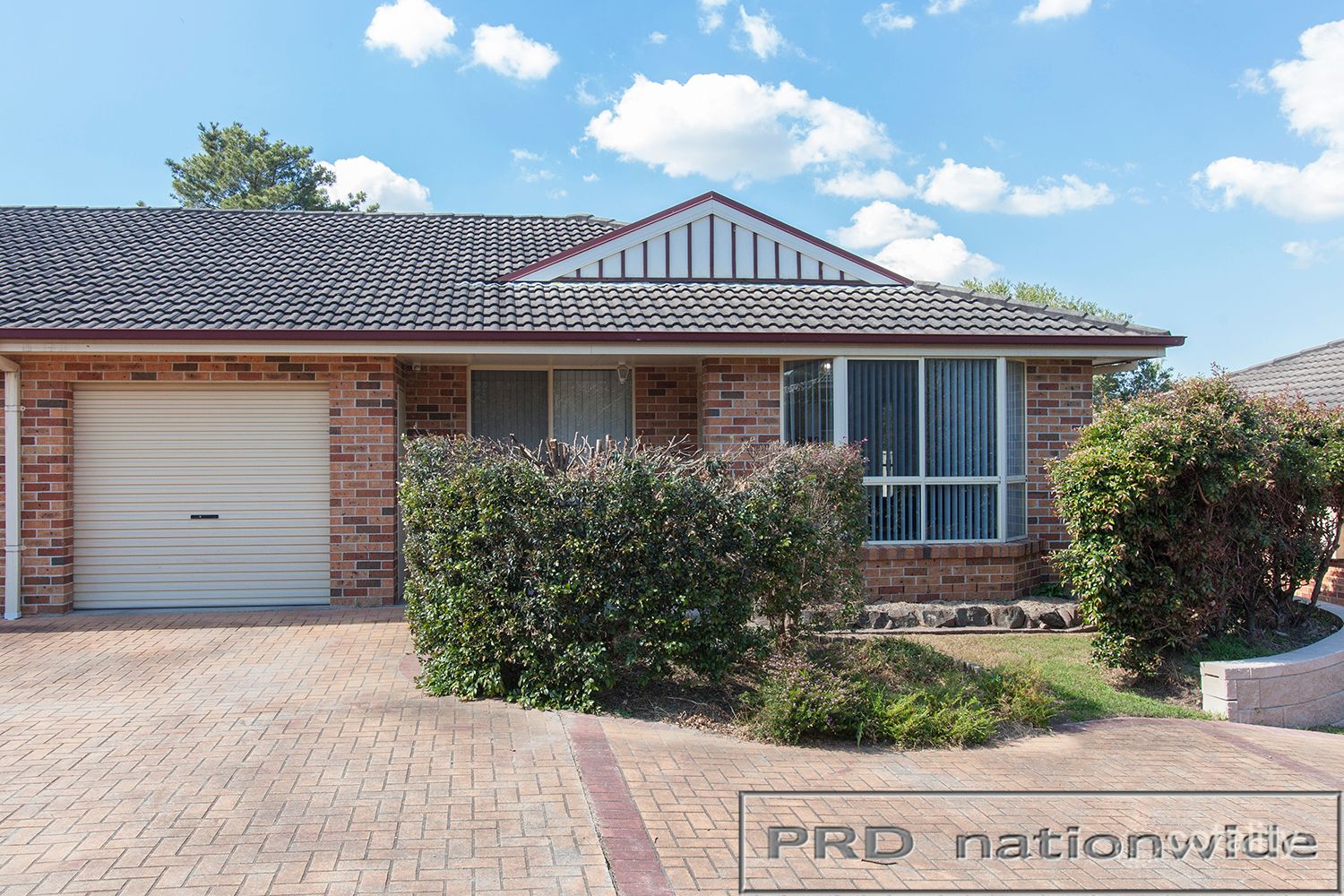 2/15 Proserpine Cl, Ashtonfield, NSW 2323
