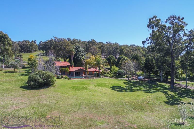 6755 Lilydale Rd, Gidgegannup, WA 6083