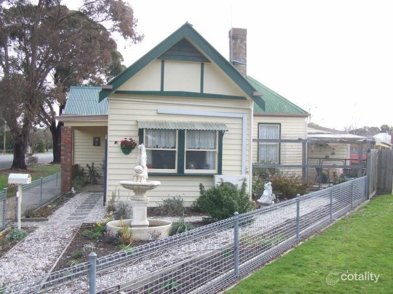 76 Neill St, Beaufort, VIC 3373