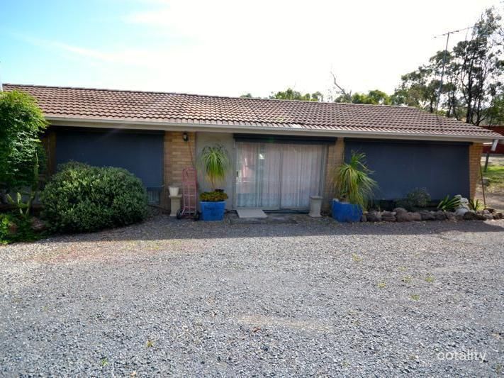 25 Maywood Rd, Cranbourne South, VIC 3977