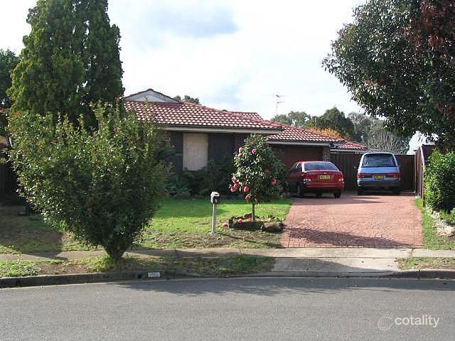 7 Hillend Pl, Wakeley, NSW 2176