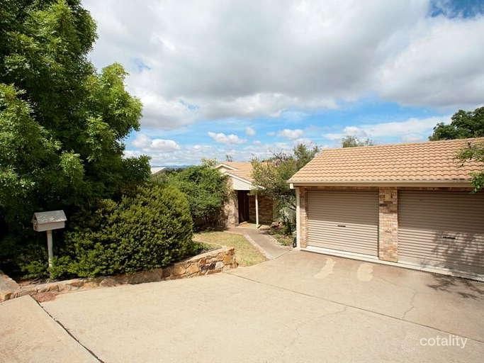 22 Buntine Cres, Isaacs, ACT 2607