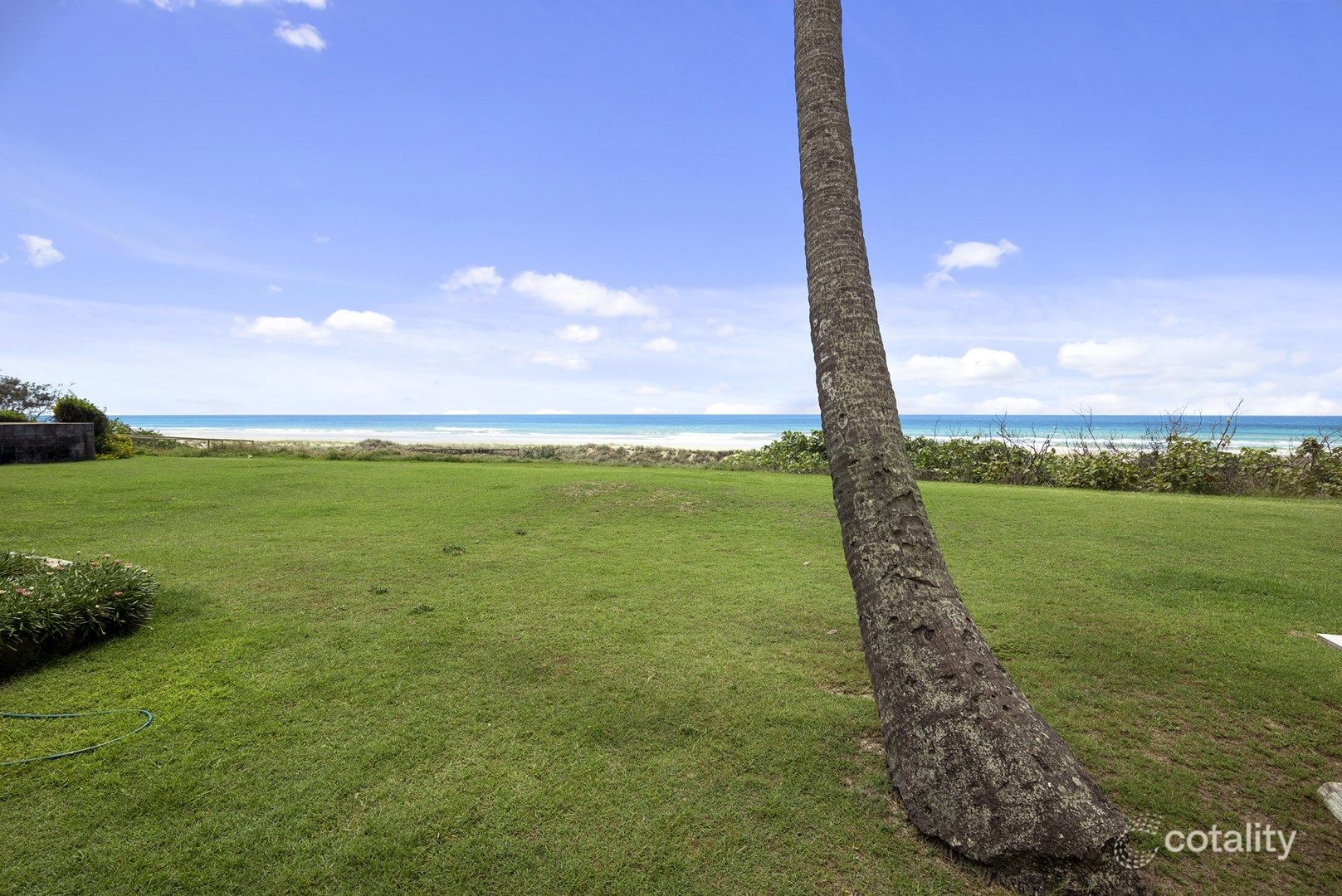 2/269 Golden Four Dr, Bilinga, QLD 4225