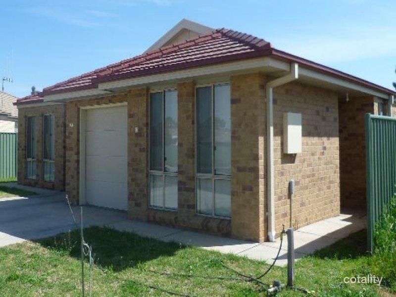 1 Waratah St, Parkes, NSW 2870