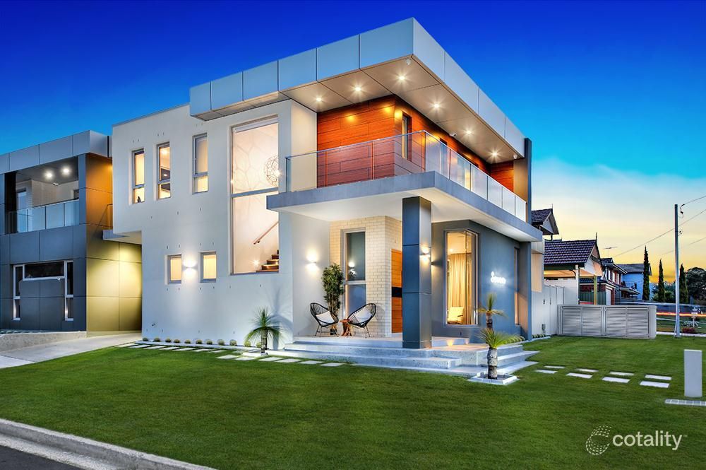 7 Burns Rd, Picnic Point, NSW 2213