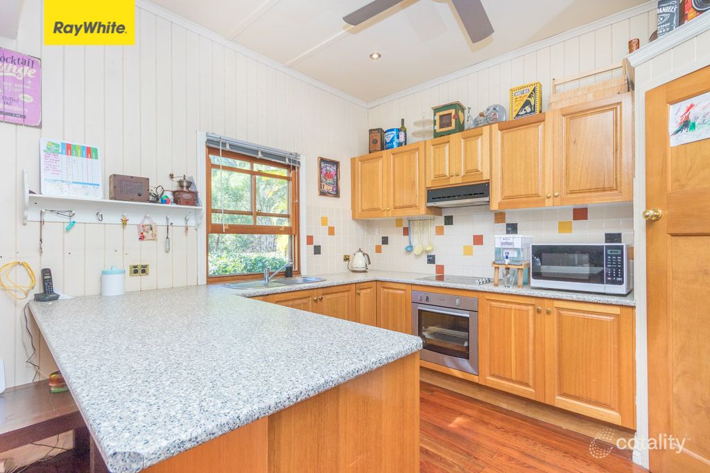 15 Leichhardt St, Woodford, QLD 4514